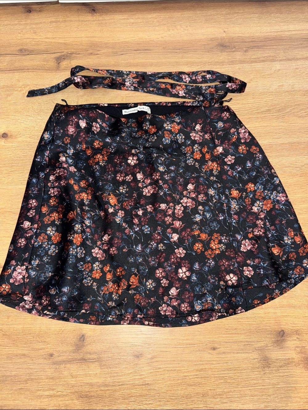 Abercrombie & Fitch Black Floral A-Line Skirt with Rust & Pink Flowers